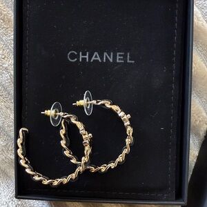CHANEL Gold Twisted Rope Earrings